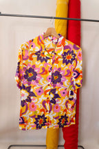 Camicia leggera con fantasia floreale