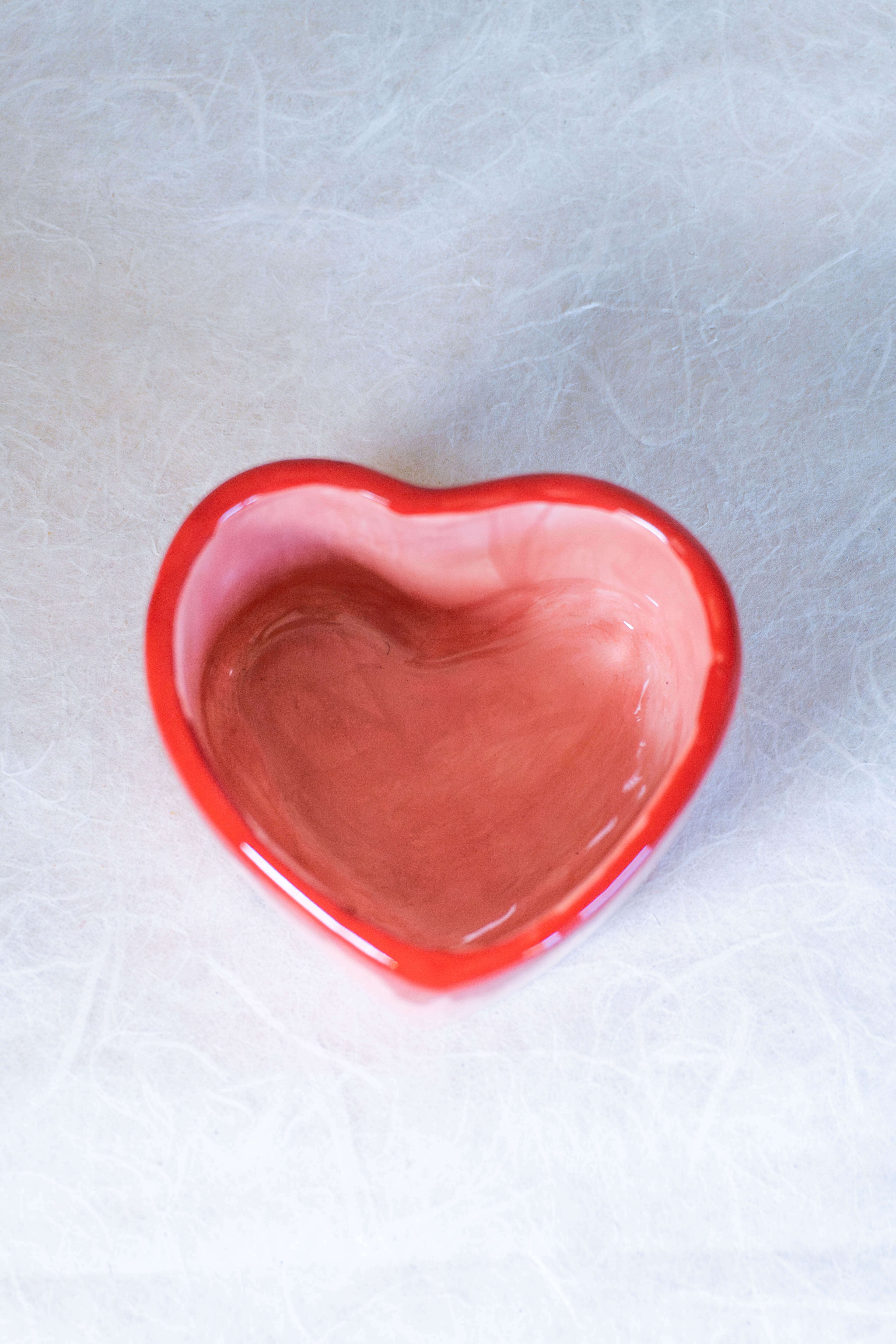 Vasetto a cuore con bordo colato